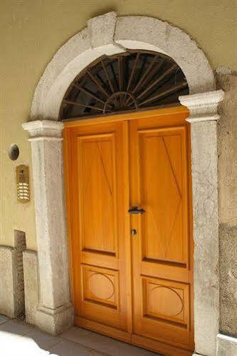 טריאסטה Residence Sara מראה חיצוני תמונה